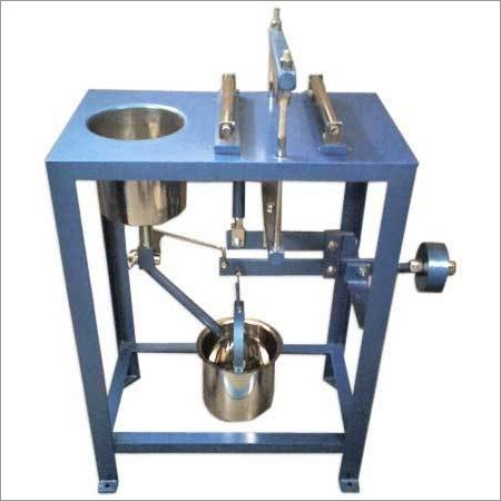 15-1.jpg Workbench With Trailer Mounting