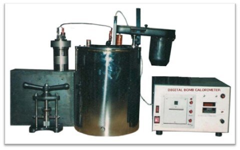 Bomb-Calorimeter.jpg Bomb Calorimeter